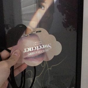 Ariana grande sweetener pass